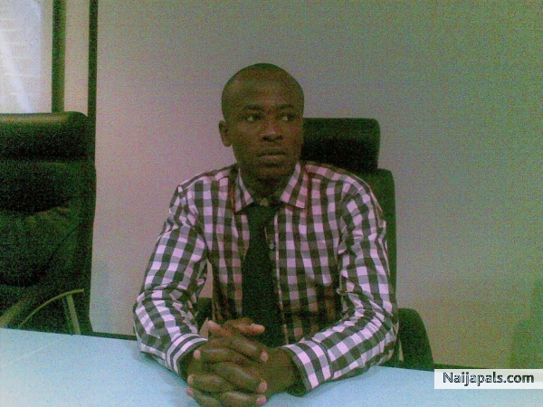 Anthony@SEC - click for next photo
