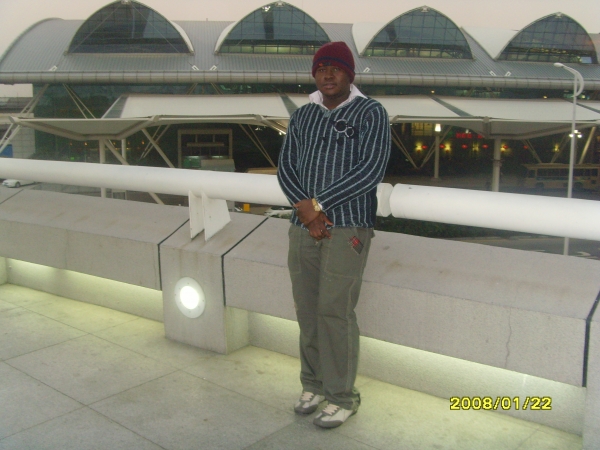  - click for next photo