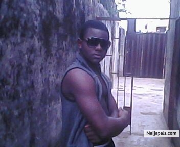  - click for next photo