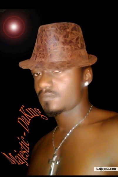DaKing - click for next photo