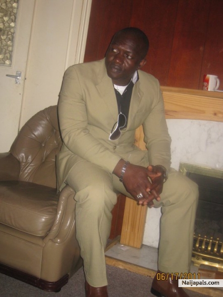  - click for next photo