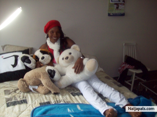  - click for next photo