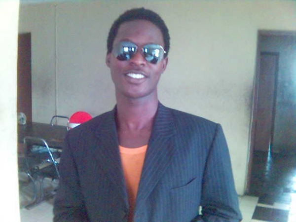  - click for next photo