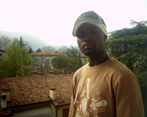  - click for next photo