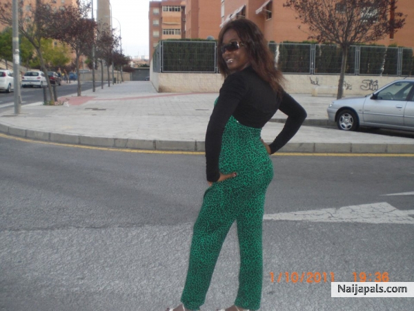  - click for next photo