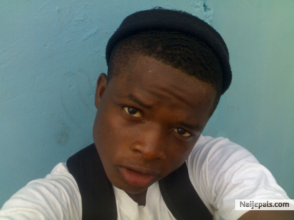 oluwa bless me today,cause i no knw tomorrow,as i dey hustle dey pray(baba show me love) - click for next photo