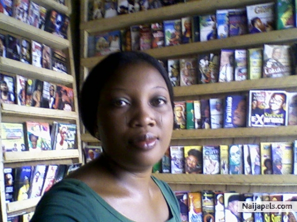 Na God - click for next photo