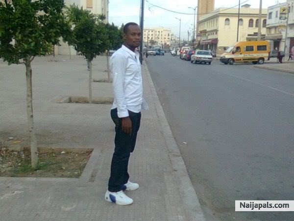  - click for next photo