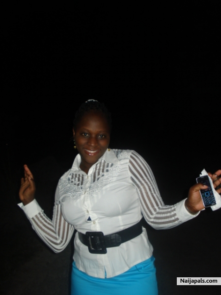 Hmm, just love white, - click for next photo