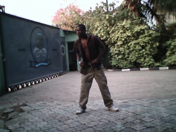  - click for next photo