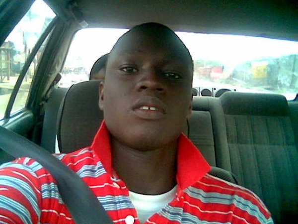  - click for next photo