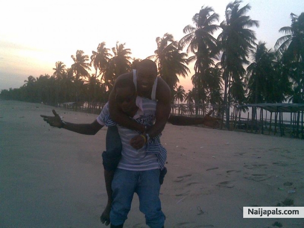 lekki beach - click for next photo