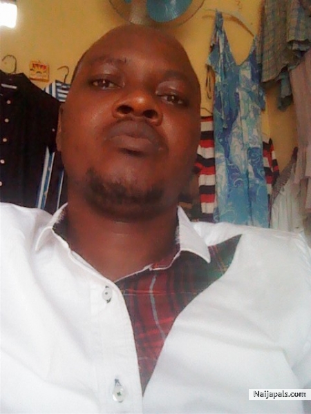 Baba God noni - click for next photo