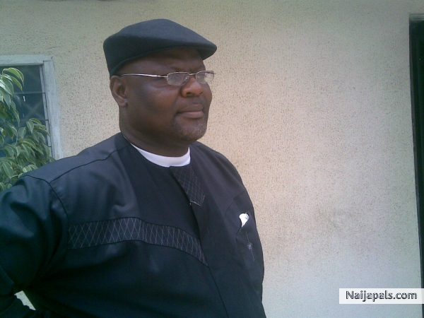 NDEEWO - click for next photo