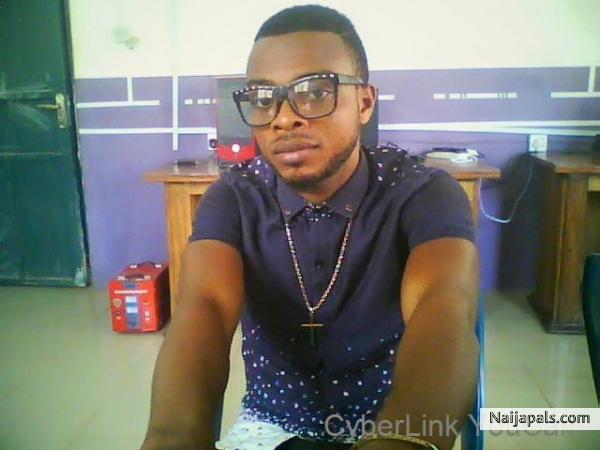 Am not one of those boiz - click for next photo