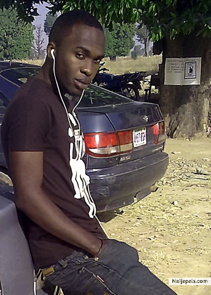  - click for next photo