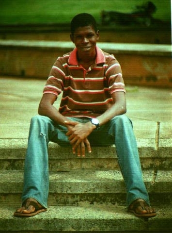  - click for next photo
