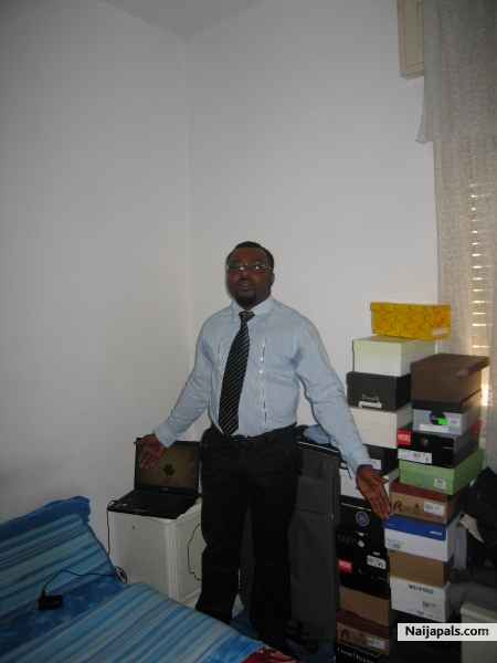  - click for next photo