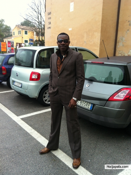  - click for next photo