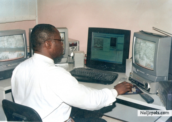 Broadcast Consultant - click for next photo