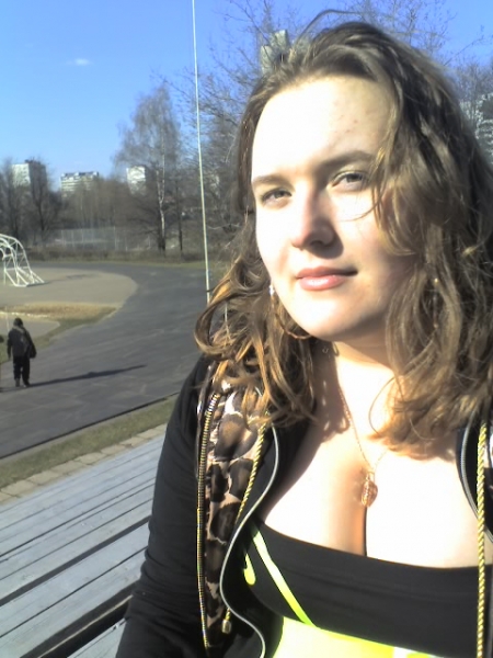  - click for next photo