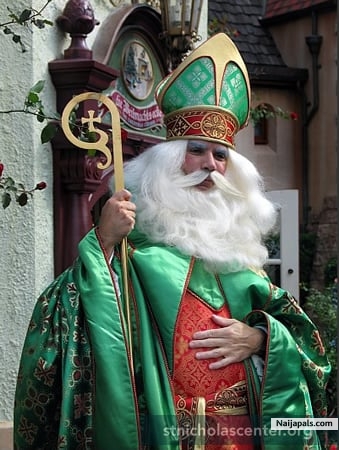Santaclaus at Naijapals calendar year! - click for next photo