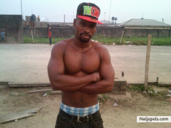  - click for next photo
