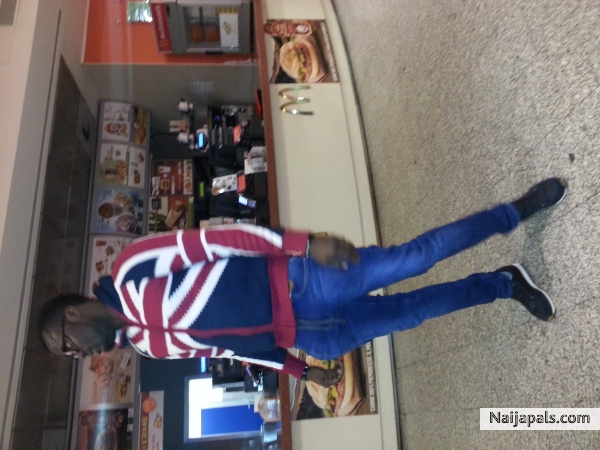  - click for next photo