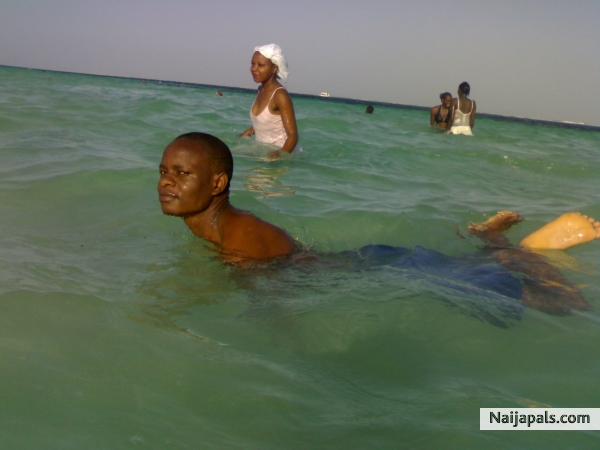 Ukunda-Kenya - click for next photo