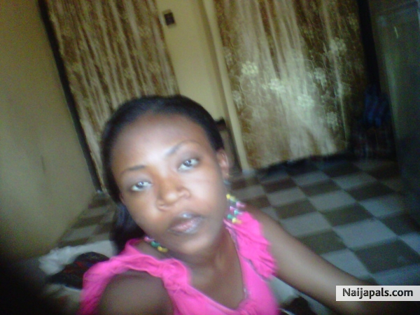 mee - click for next photo