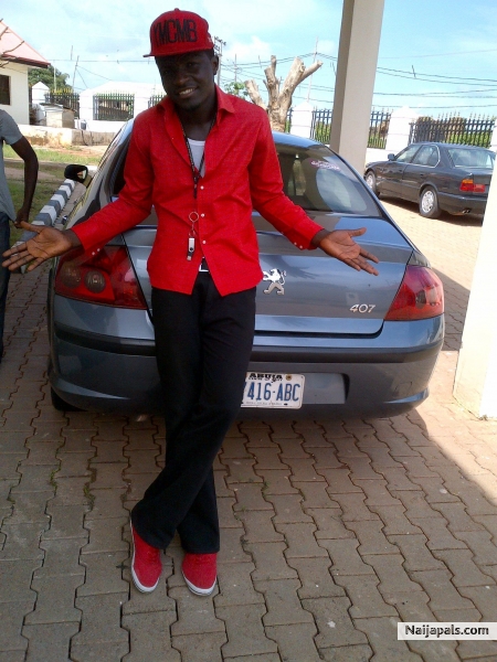 - click for next photo