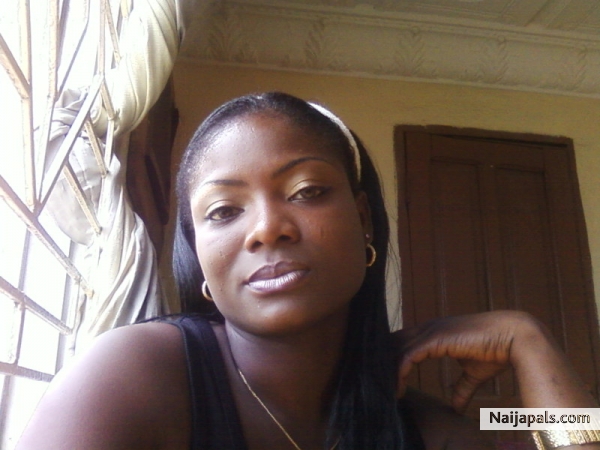 mee - click for next photo