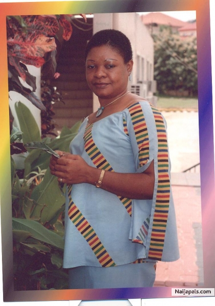 Lady Akosua - click for next photo