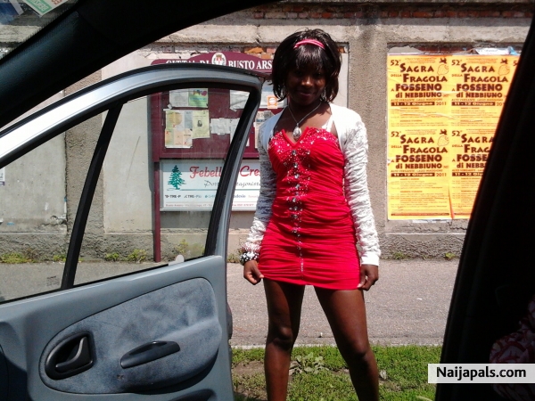  - click for next photo
