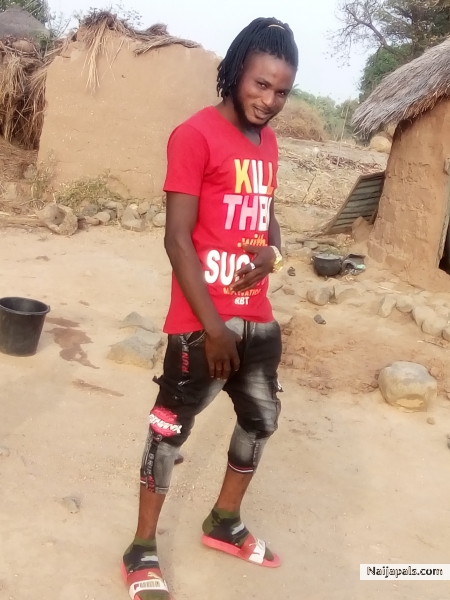  - click for next photo
