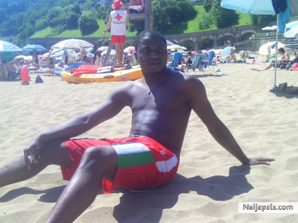 - click for next photo