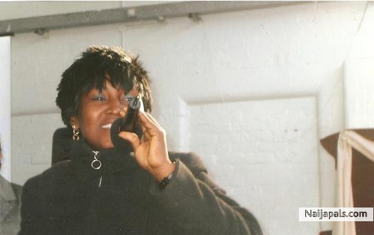 performing in nottingham, UK - click for next photo