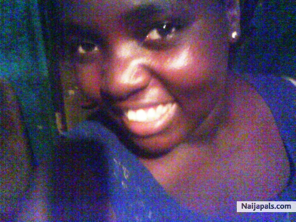 Moi chilling... - click for next photo