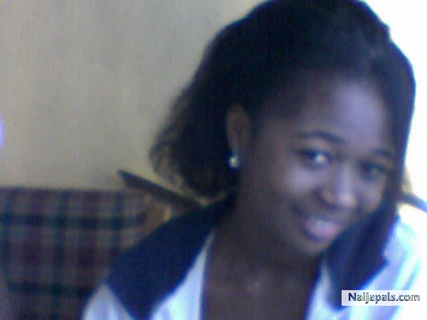 WHY THE SIDE LOOK BABY GIRL? - click for next photo