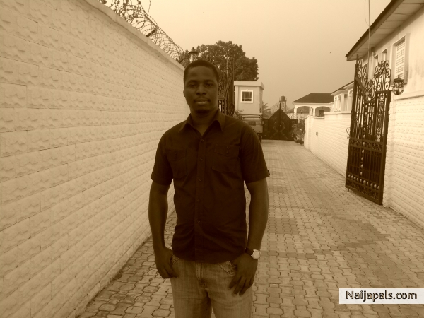 Am friendly and easy going........ - click for next photo