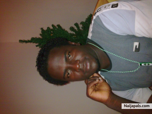 handsome 4 me onlyyyyyyyyyyy ha ha ha - click for next photo