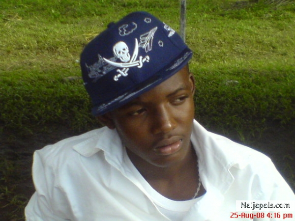  - click for next photo