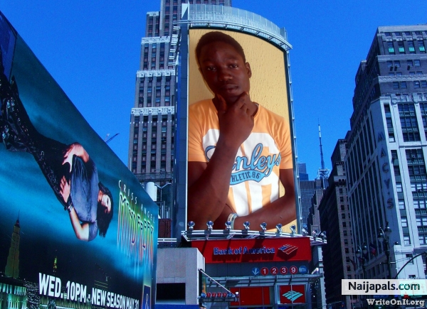 SHEVHY NONI - click for next photo