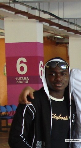  - click for next photo