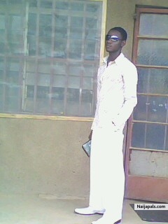 D KAY - click for next photo