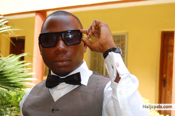 Shako Black - click for next photo