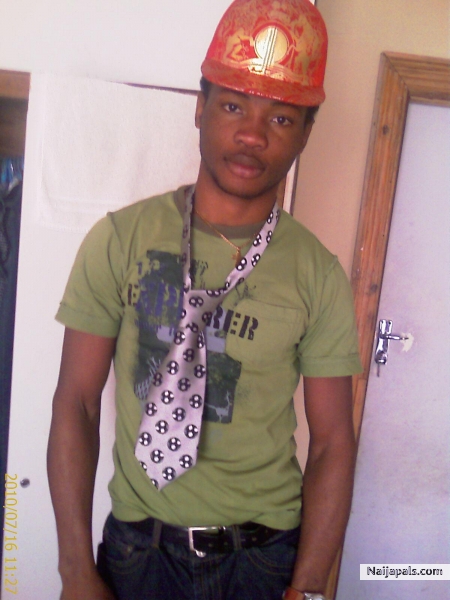  - click for next photo