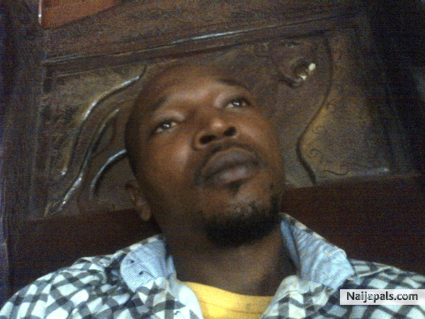 I' m sitting on the throne..... Blessed be the Lord My God who teches my fingers to fight and My hands For War......... - click for next photo