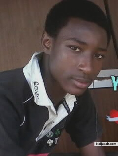 A man uf honour, am cute but frndless - click for next photo