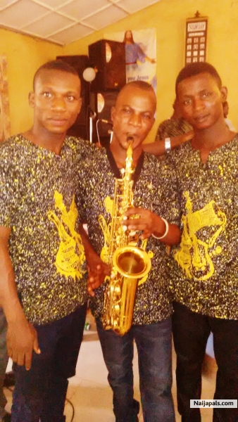 InfinitySAX - click for next photo